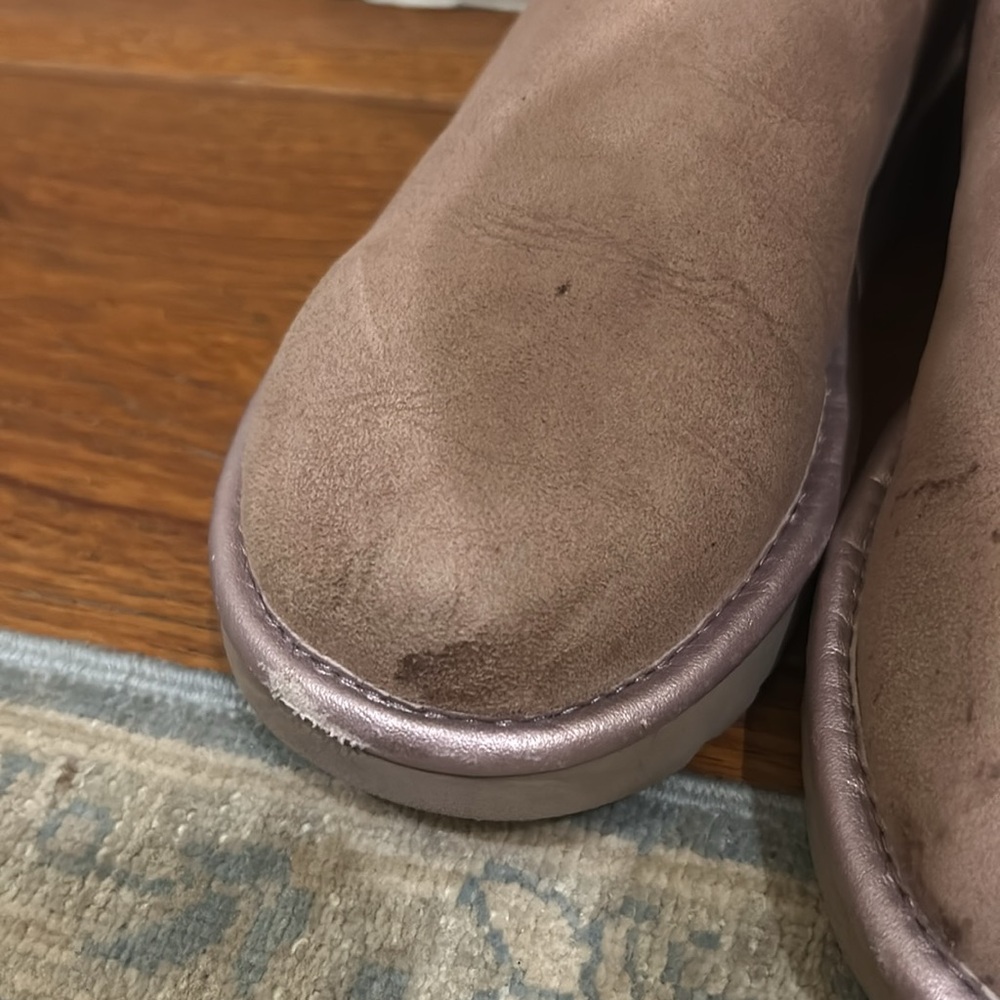 UGG boots - Picture 6 of 8